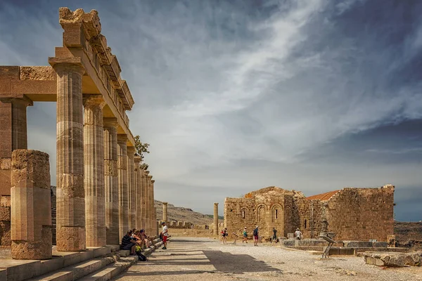 Lindos Řecko Říjen 2018 Ruiny Starověké Citadely Lindos Hrdě Sedí — Stock fotografie