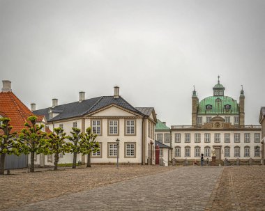 Fredensborg Sarayı Yolu