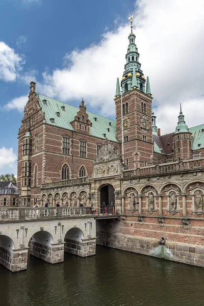 Puente del Castillo de Frederiksborg — Foto de Stock