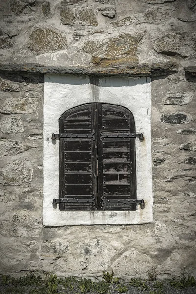 Janela de bastião da fortaleza de Trondheim Kristiansten — Fotografia de Stock