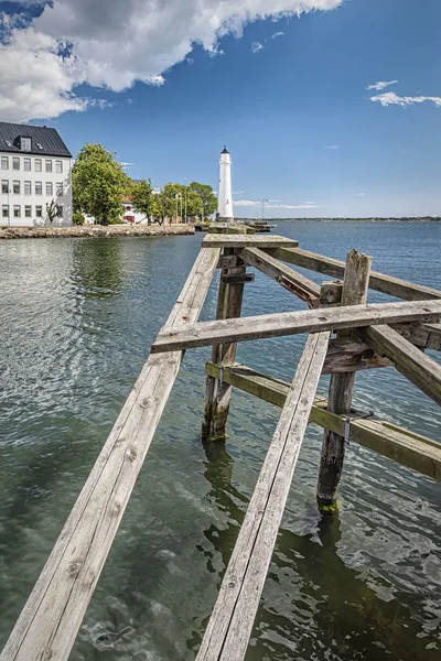 Faro y marco de madera de Karlskrona Stumholmen —  Fotos de Stock