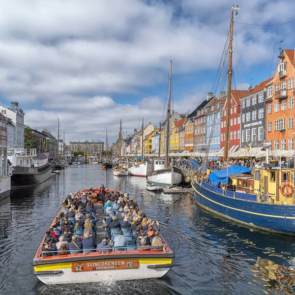 Copenhagen Nyhavn District River Cruise — Stock fotografie