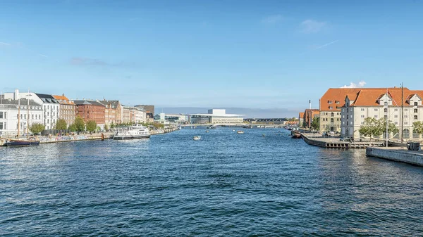 Copenaghen Opera House Vista sul fiume — Foto Stock