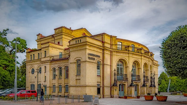 LANDSKRONA, SWEDEN - 25 Ağustos 2020: Landskrona Tiyatrosu Landskrona 'da 1901 sonbaharında açılan merkez tiyatro binasıdır..