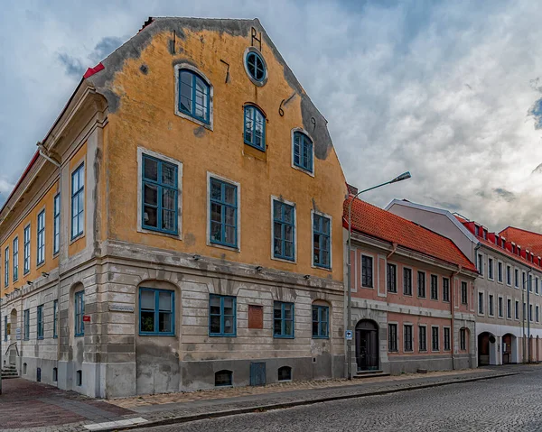 Escena Callejera Que Muestra Algunos Los Edificios Más Antiguos Landskronas — Foto de Stock