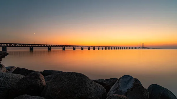 Malmo Sweden Сентября Мост Oresunds Соединяющий Швецию Данией Закате — стоковое фото