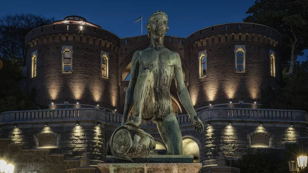 Helsingborg Suède Septembre 2020 Photo Nocturne Statue David Devant Donjon — Photo