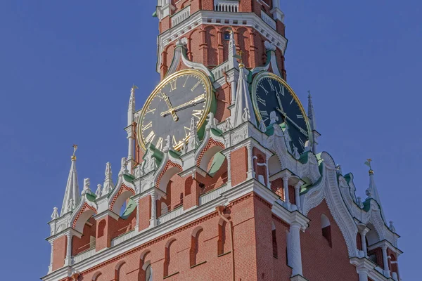 Primer Plano Los Relojes Torre Spasskaya Del Kremlin Moscú Rusia — Foto de Stock