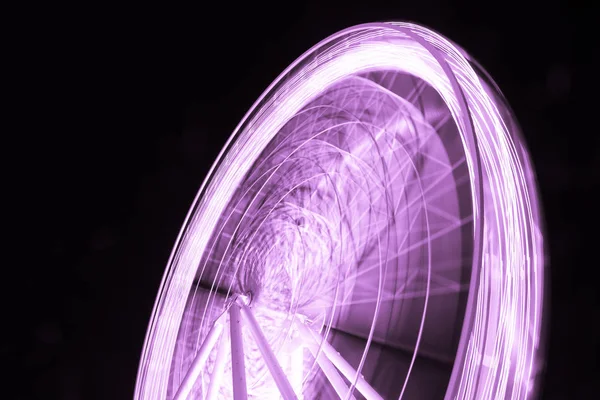 Luzes Roxas Roda Gigante Noite — Fotografia de Stock