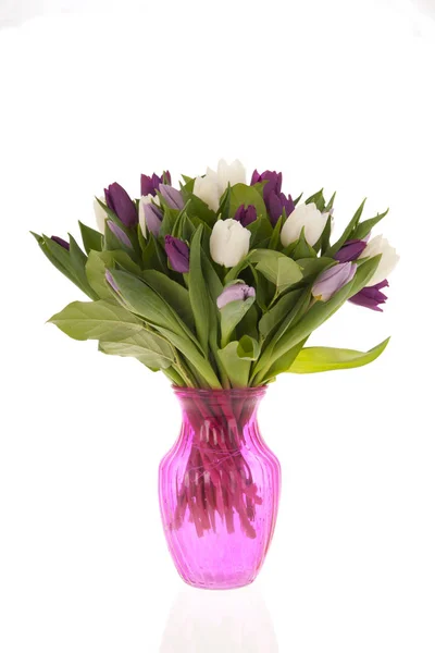 Boeket Kleurrijke Gemengde Tulpen Groene Glazen Vaas Geïsoleerd Witte Achtergrond — Stockfoto
