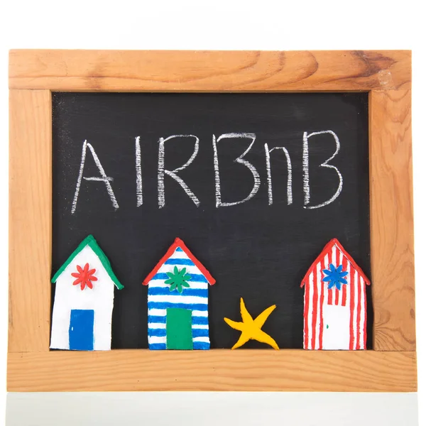 黑板上的Airbnb — 图库照片
