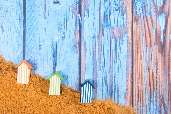 Kumda plaj kulübeleri — Stok fotoğraf