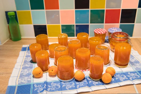 Making Apricot jam — Stock Photo, Image