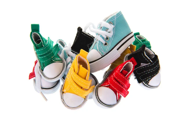 Kleurrijke Stapel Canvas Sneakers Geïsoleerd Witte Achtergrond — Stockfoto