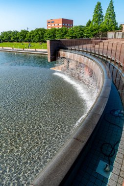 Toyama, Japan - 26 Mayıs 2018: Fuganungakansui Park: Toyama, Japan. Toyama sermaye Toyama ili şehir olduğunu