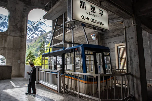 Tateyama Japonya 28 Mayıs 2018, teleferik, Kurobe, Tateyama, alp rota