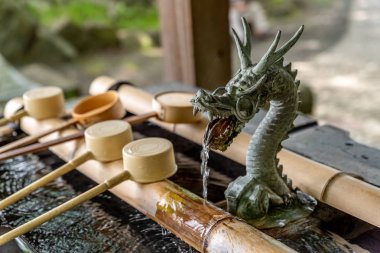 Japon Tapınağı el yıkama kadar yakın