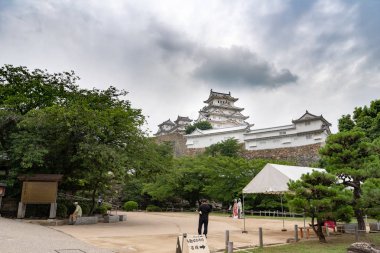 Ana kuleye Himeji kale, beyaz Heron kale, Japonya olarak da adlandırılır. Bu UNESCO Dünya Miras Listesi.