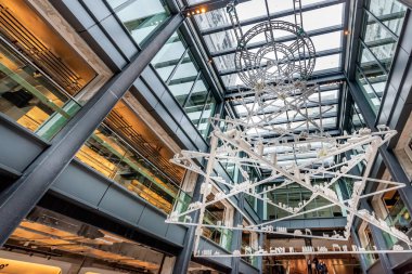 Tsuen Wan, Hong Kong - 24 Aralık 2018: Mills Simgesel Yapı yeniden canlandırılması projesi, the1960s ve şimdi taşır uygulanan yaratıcılık ve yenilik bir geleceği olan bu mirası üzerinde üretim Altın Çağ tanık.