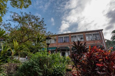 Shatin, Hong Kong - 29 Aralık 2018: Yüksek Rock merkezi Hong Kong. 1924 yılında inşa edilmiş eski polic İstasyonu, Japon Ordusu komuta merkezi ve yetimhane.