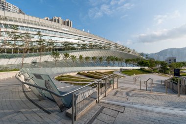 West Kowloon Terminus yukarıda