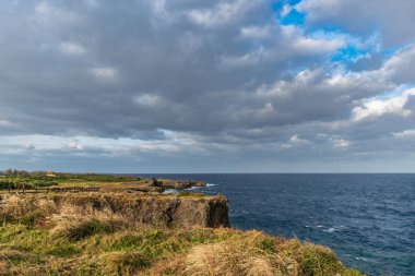 Cape Manzamo çevreleyen sahne görünümü