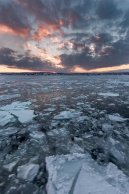 Abashiri 'de buz sürüklenme