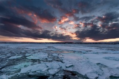 Abashiri 'de buz sürüklenme