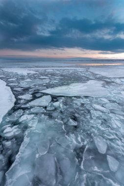 Abashiri 'de buz sürüklenme