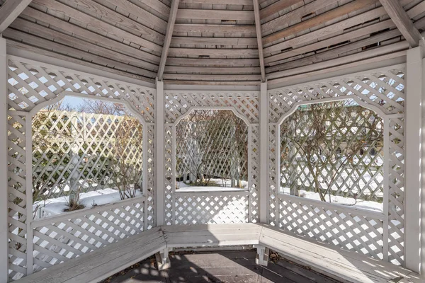 Hakodate Eski İngiliz Konsolosluğu bahçesi