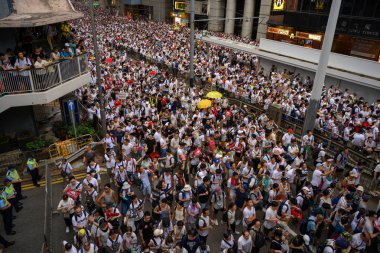 Hong Kong-9 Haziran 2019: Hong Kong 9 Haziran sokakta milyonlarca insan ile korumak.