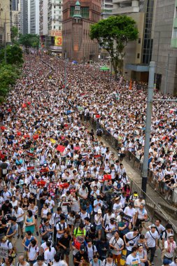 Hong Kong-9 Haziran 2019: Hong Kong 9 Haziran sokakta milyonlarca insan ile korumak.