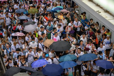 Hong Kong-9 Haziran 2019: Hong Kong 9 Haziran sokakta milyonlarca insan ile korumak.