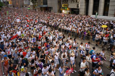 Hong Kong-9 Haziran 2019: Hong Kong 9 Haziran sokakta milyonlarca insan ile korumak.
