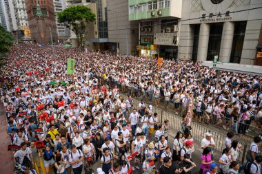 Hong Kong-9 Haziran 2019: Hong Kong 9 Haziran sokakta milyonlarca insan ile korumak.