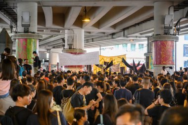 Hong Kong 16 Haziran iade tasarısına karşı protesto