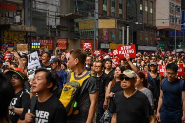 Hong Kong 16 Haziran iade tasarısına karşı protesto