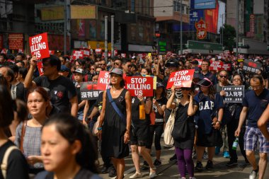 Hong Kong 16 Haziran iade tasarısına karşı protesto