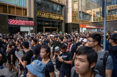 Hong Kong 16 Haziran iade tasarısına karşı protesto