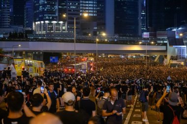 Hong Kong 16 Haziran iade tasarısına karşı protesto
