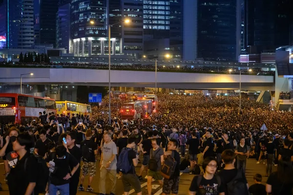 Hong Kong protesta el 16 de junio contra proyecto de ley de extradición — Foto de Stock