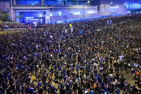 Hong Kong protesta el 16 de junio contra proyecto de ley de extradición — Foto de Stock