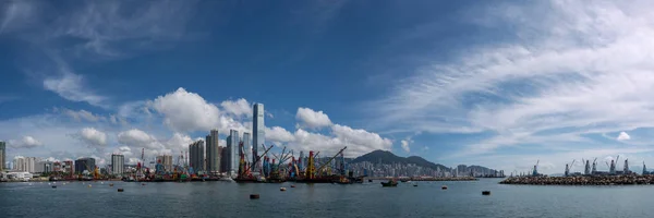 Paysage, Paysage urbain, Port, Ciel bleu à Hong Kong — Photo