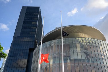 Hong Kong 1 Temmuz protesto ve protestocular Yasama kırma