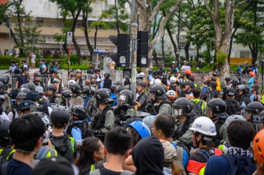 Hong Kong'da iade yasasına karşı protesto