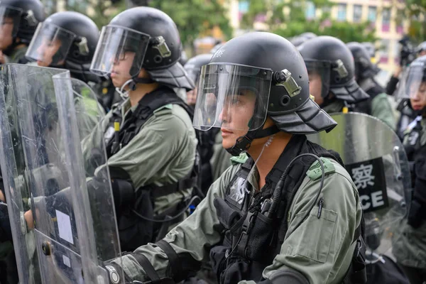 Protest in Hong Kong against extradition law which escalate into — Stock Photo, Image