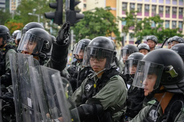 Protest in Hong Kong against extradition law which escalate into — Stock Photo, Image