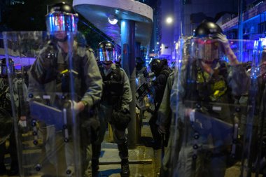 Hong Kong Adası'nda İade karşıtı yasa tasarısı protestosu