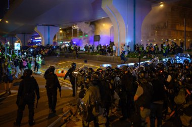 Hong Kong Adası'nda İade karşıtı yasa tasarısı protestosu