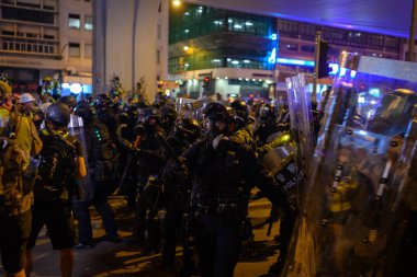 Hong Kong Adası'nda İade karşıtı yasa tasarısı protestosu